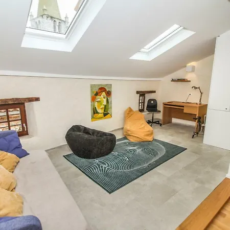 Vakantiehuis Castel Bale
