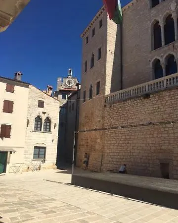 Castel Hébergement de vacances