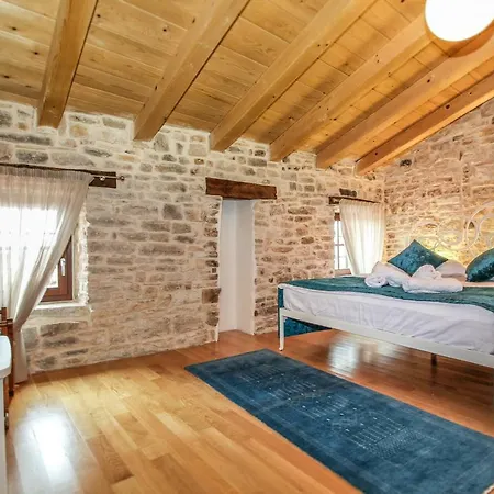 Castel Bale